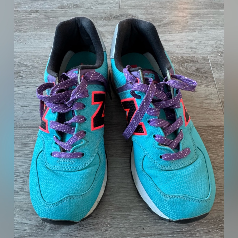 574 New Balance Teal and Purple Sneakers size 9